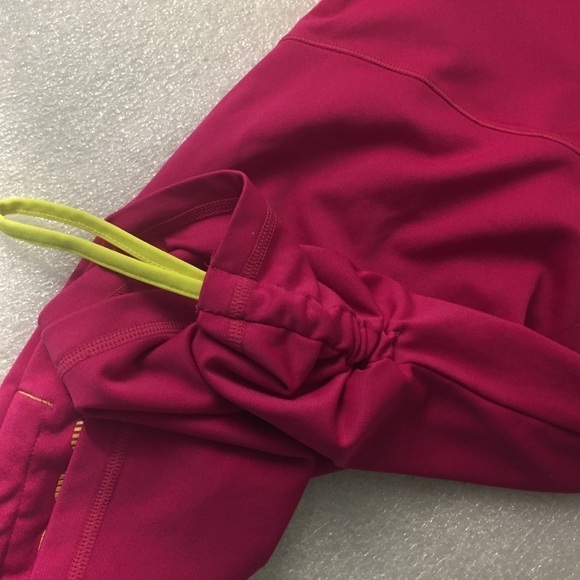 Reebok Zig Tech Fitted cutout Back Tank Top - Picture 8 of 12